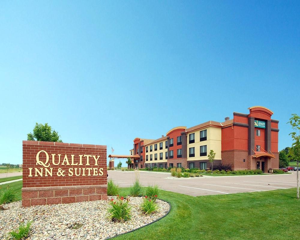 Clarion Pointe Sioux Falls Airport Exterior foto