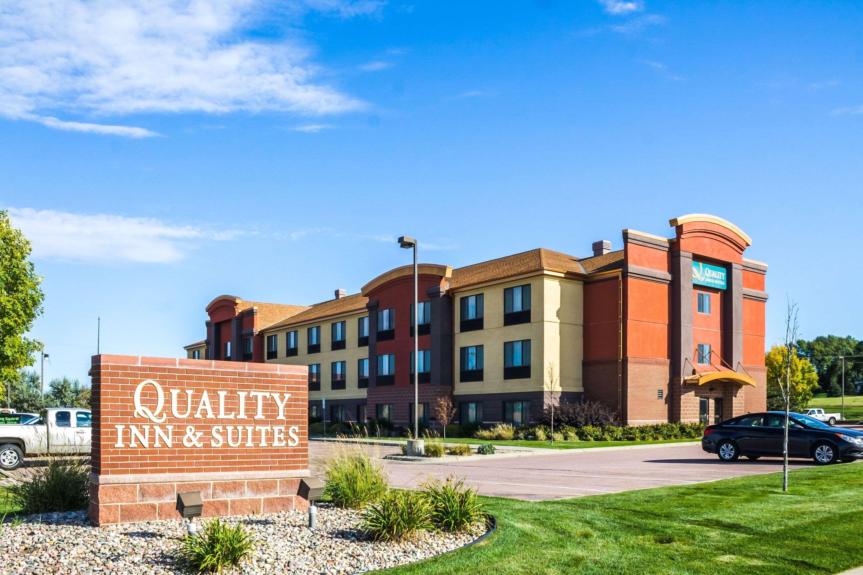 Clarion Pointe Sioux Falls Airport Exterior foto